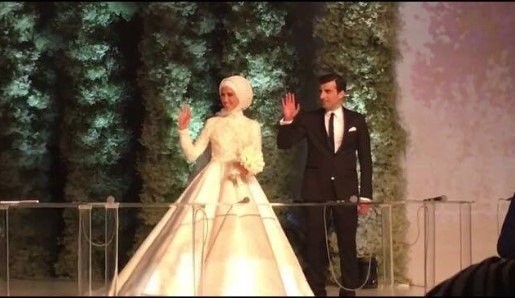 Erdoğan-Bayraktar çifti salona bu müzikle girdi