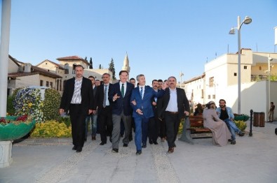 Cumhurbaşkanı Danışmanı Şeref Malkoç Yer Altı Mağaralarını İnceledi