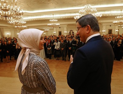 Davutoğlu'ndan 'Veda' resepsiyonu