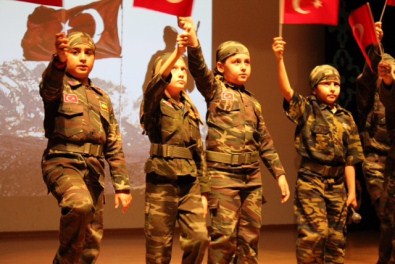 İhlas Koleji 4. Sınıf Öğrencilerinden Yıl Sonu Gösterisi