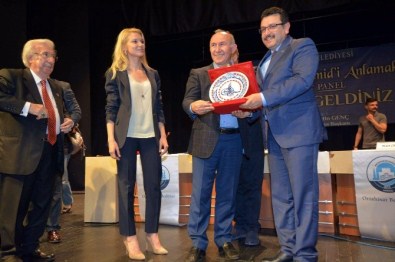 'Iı. Abdülhamit'i Anlamak' Konulu Panel