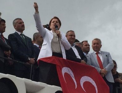 Meral Akşener'den istifa sloganına uyarı