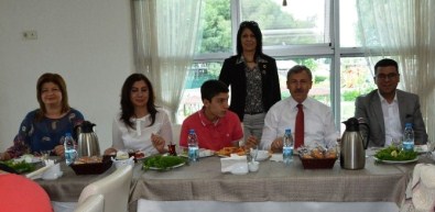 Özdağ Açıklaması 'Engelliler İçin Farkındalıklar Oluşturmalıyız'