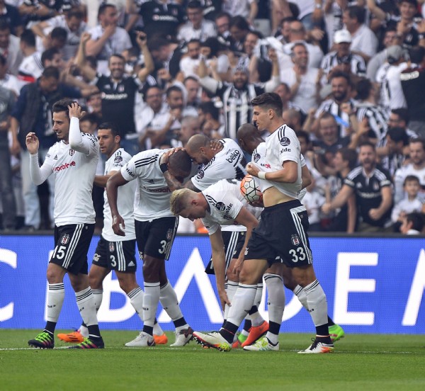 Şampiyon Beşiktaş