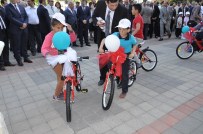 BALIKESİR VALİLİĞİ - Çocukların Bisiklet Sevinci