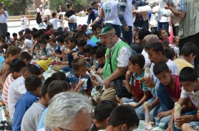 İHH, Şanlıurfa'da 520 Yetimi Sevindirdi