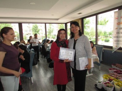 'Sevgi Bahçesi Kadına Altın Bilezik Güvencesi' Projesi