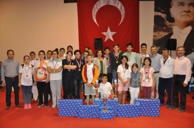 Yamanlar'dan Satrançta Çifte Zafer