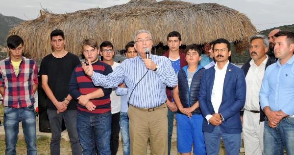 Deniz Baykal'a '30 yıldır konuşuyorsunuz' tepkisi