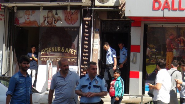 Genç astsubay evinde ölü bulundu!