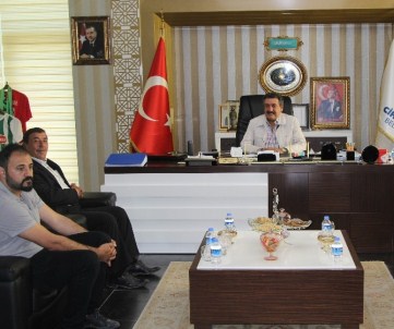 Altınekin Belediye Başkanı Dere'den Başkan Kale'ye Ziyaret