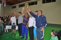 Arpaçay'da Voleybol Turnuvası Şampiyonu Akçalar Köyü