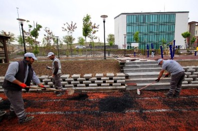Çankaya Belediyesi'nin Park Çalışmaları Tüm Hızıyla Sürüyor