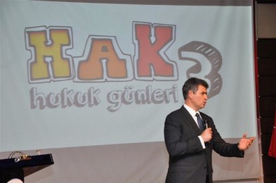 Feyzioğlu'ndan Genç Hukukçulara Açıklaması 'İnsan Sevgisi Olmayan Hukukçu Olamaz