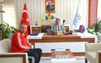 AVRASYA MARATONU - İl Müdürü Yıldız, Milli Atleti Makamında Ağırladı