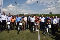 Kartepe'de Bin 600 Öğrenci Bisikletine Kavuştu