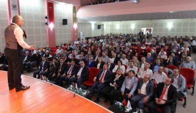 Saruhanlı'da Yeni Anayasa Ve Başkanlık Sistemi Konferansı