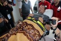 ATA DEMİRER - Ünlü Komedyen Motor Kazası Geçirdi