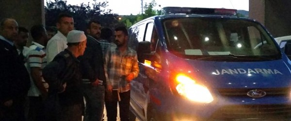 Fareye ateş etti, yengesini öldürdü