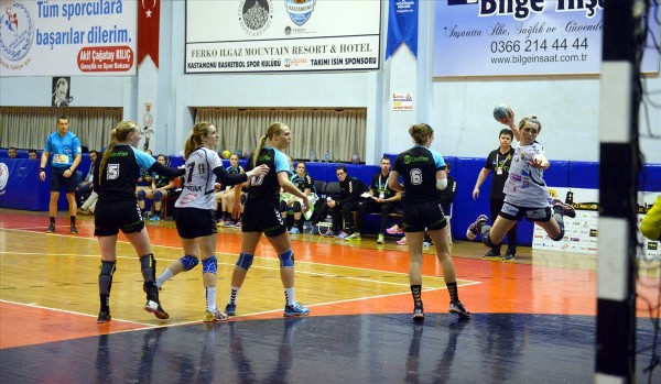 Türk takımları finalde döküldü