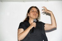 İLKOKUL ÖĞRETMENİ - 76 Yıllık Sinema Salonunda 'Medyayı Anlama' Paneli Düzenlendi