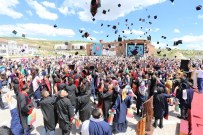 GÖKHAN İKITEMUR - Bozok Üniversitesi Öğrencileri Mezuniyet Sevincni Yaşadı