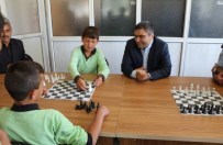 SATRANÇ TURNUVASI - Öğrenciler Arası Satranç Turnuvası Yapıldı