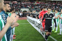 TORKU KONYASPOR - Şampiyona Alkışlı Jest