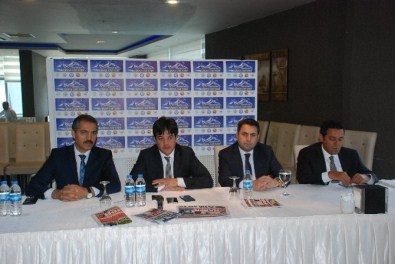 Turhal'da 6 Ülkeden 50 Sporcu Uzun Mesafe Uçmak İçin Yarışacak