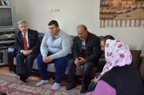 OBEZİTE HASTALIĞI - Vali Kahraman'dan Obeziteli Gence Yardım Eli