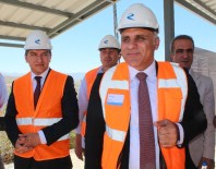 RÖNESANS - Vali Zoruoğlu, Şehir Hastanesi İnşaatında İncelemelerde Bulundu