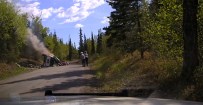 ALASKA - Yanan Araçtaki Sürücü İçin Seferber Oldular