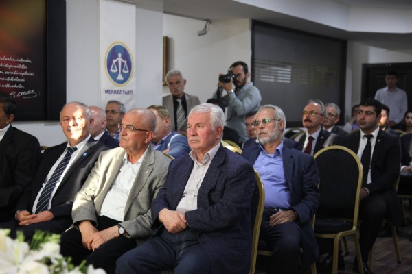 Merkez Parti'den taban hareketi atağı!