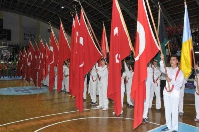 Afyonkarahisar'da 19 Mayıs Atatürk'ü Anma, Gençlik Ve Spor Bayramı Coşku İçerisinde Kutlandı