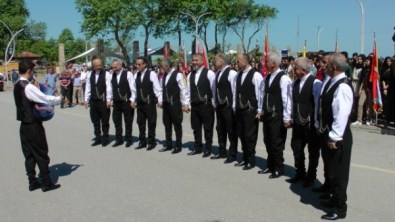 Akçakoca'da 19 Mayıs Coşkusu