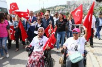 AY YıLDıZ - Bayraklı'da Dev 19 Mayıs Yürüyüşü