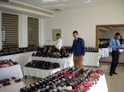 Erzurum'da Ayakkabı Fuarı Açıldı