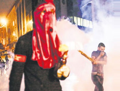 Hainler taksiciyi katletti