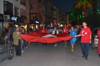 FENER ALAYI - Karamürsel'de 19 Mayıs Fener Alayı Coşkusu