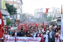 ŞEHİT CENAZELERİ - Maltepe'de 19 Mayıs Meşaleli Yürüyüşle Kutlandı