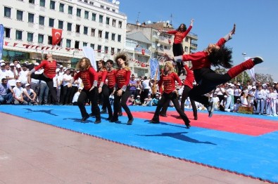 Manisa'da 19 Mayıs Coşkusu