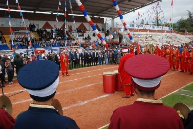 Tokat'ta 19 Mayıs Stadyumda Kutlandı