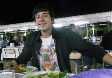 AK Parti'li Vekilin Yeğeni Ölü Bulundu