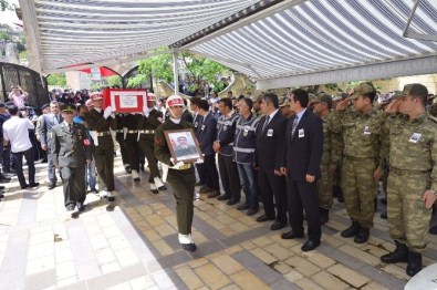 Kahramanmaraş Şehidini Gözyaşlarıyla Uğurladı