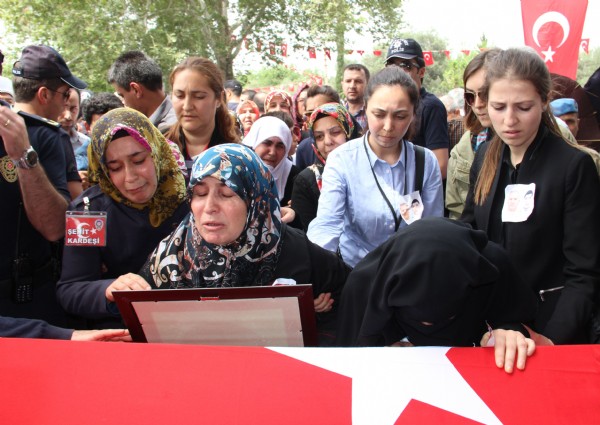 Kahraman polise veda