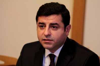 Demirtaş Açıklaması 'Darbeye Karşıyım Diyen 52 Milletvekili Varsa İmza Atsın'