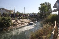 Fethiye'de Otomobil DSİ Kanalına Uçtu; 2 Yaralı