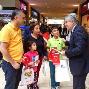 Forum Kapadokya AVM'de Bizden Size Kitap Projesinde 650 Kitap Dağıtıldı