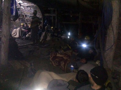 İşçilerin 'Ocaktan Çıkmama' Eylemi Sürüyor