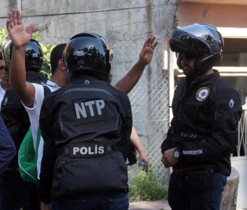 Narkotim Nano Teknoloji Kıyafetle Uyuşturucuyla Mücadeleye Başladı